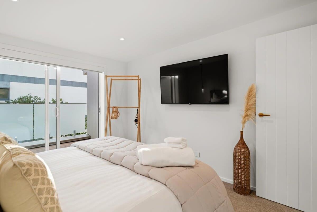 Luxury Apart, Seaviews & Balcony, Full Kitchen & Heat Pump Apartment Auckland Exterior photo